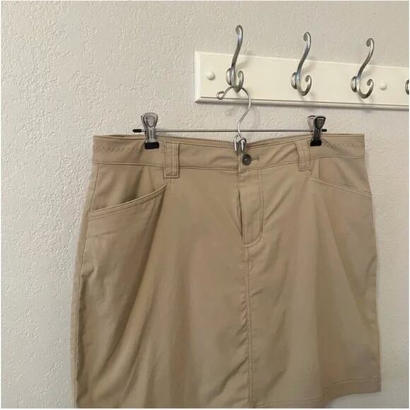 Eddie Bauer Adventurer Skort in Khaki - Picture 2 of 10